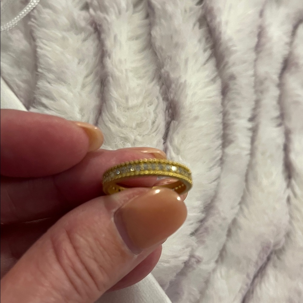 Freida Rothman Gold Rings Stacking Set. Size 7 Branded New - Picture 3 of 4